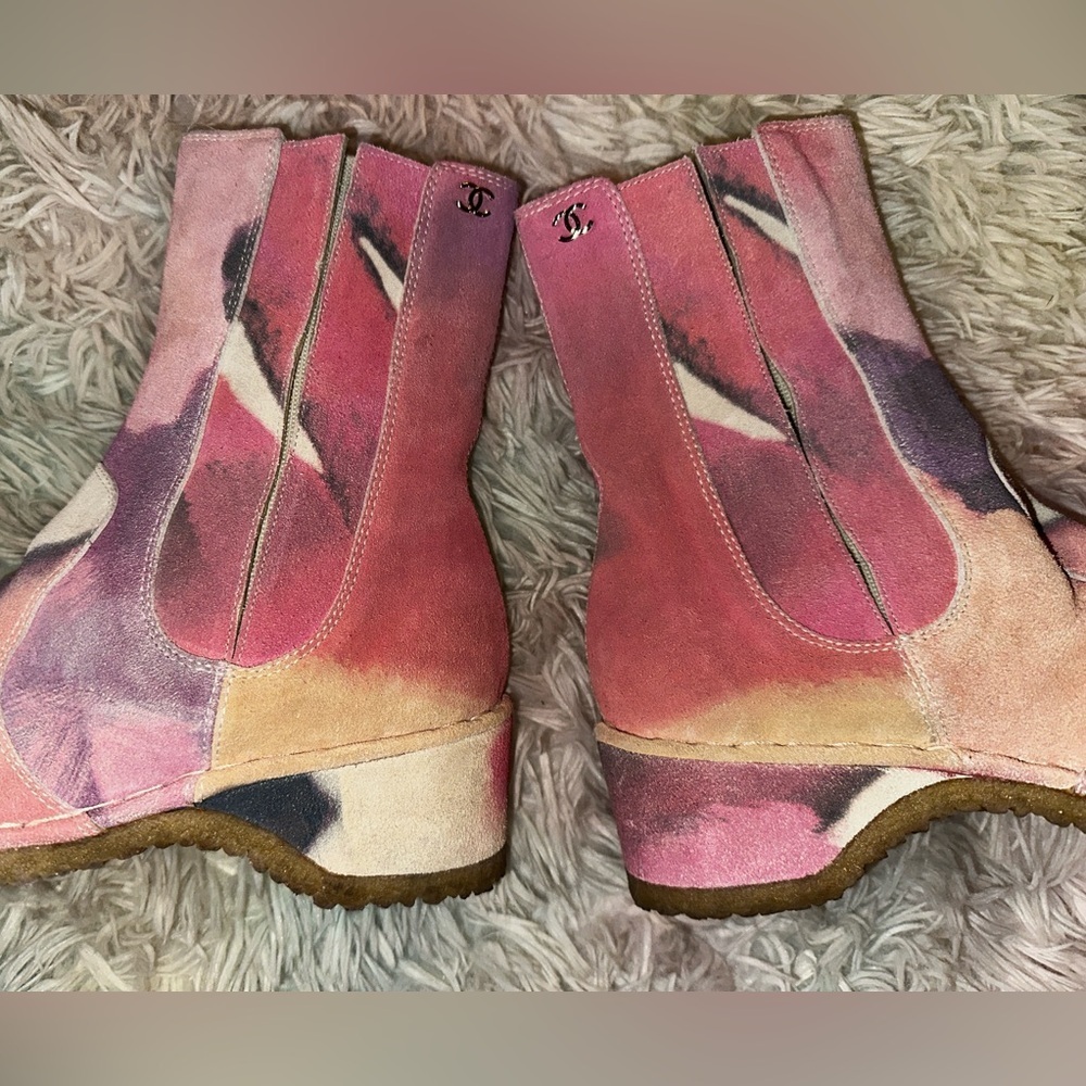 Chanel Tie-Dye Effect Boots Size 37 - Picture 4 of 10